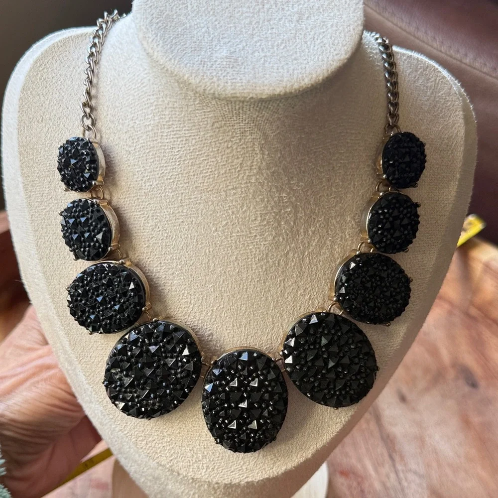 Versona Black Crystal Cluster Statement Necklace - Picture 1 of 4